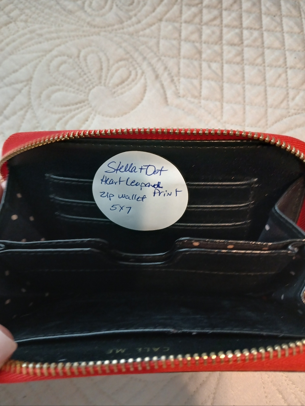 ☀️☀️Stella & Dot Red Leopard Heart Zip Wallet - Picture 4 of 5